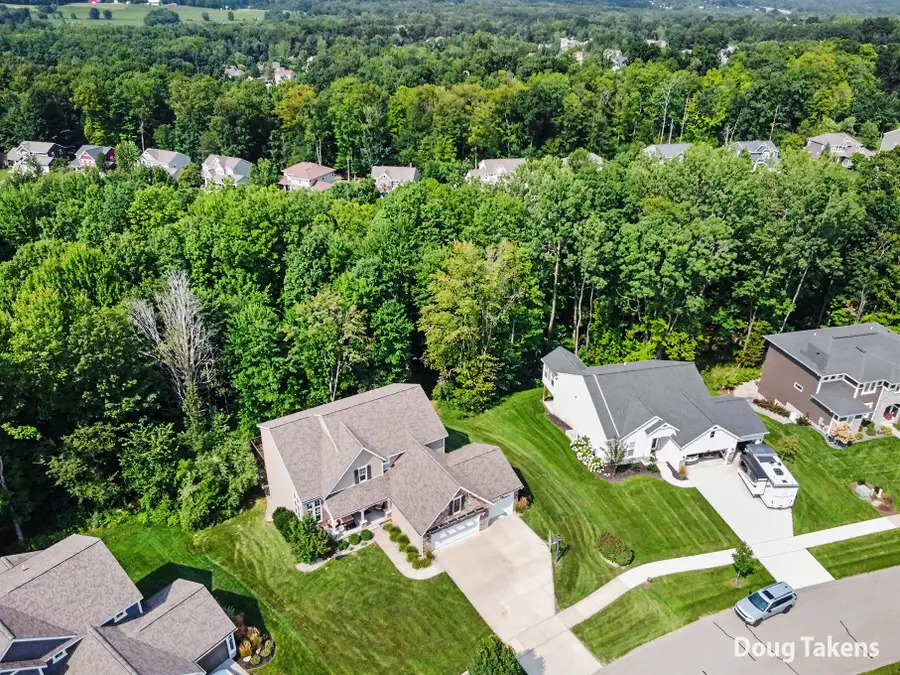 9413 Sunset Ridge Drive NE, Rockford, MI 49341 - #3