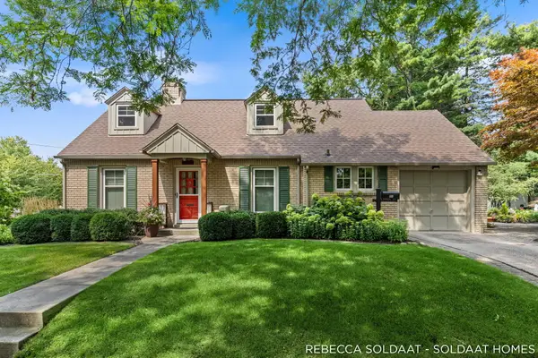 409 Marywood Drive NE, GrandRapids, MI 49505