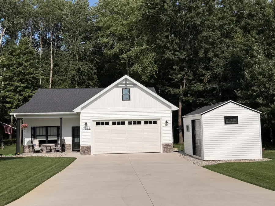 7586 Regency Lane, Canadian Lakes, MI 49346 - #3