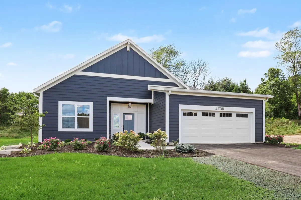 4708 Knapp Bluff Drive NE, Northview, MI 49525 - #1