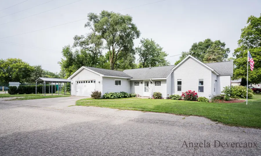 280 W Lake Street, Sand Lake, MI 49343 - #2