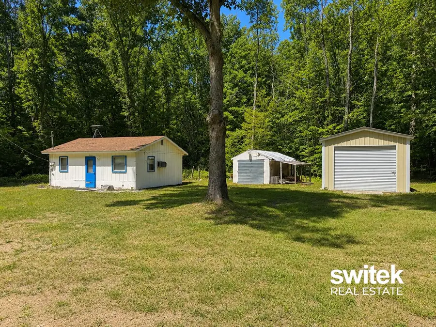 7469 E Lane Street, Newaygo, MI 49337 - #2