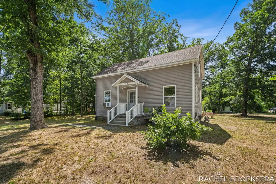 615 6th Street, Baldwin, MI 49304 - #2