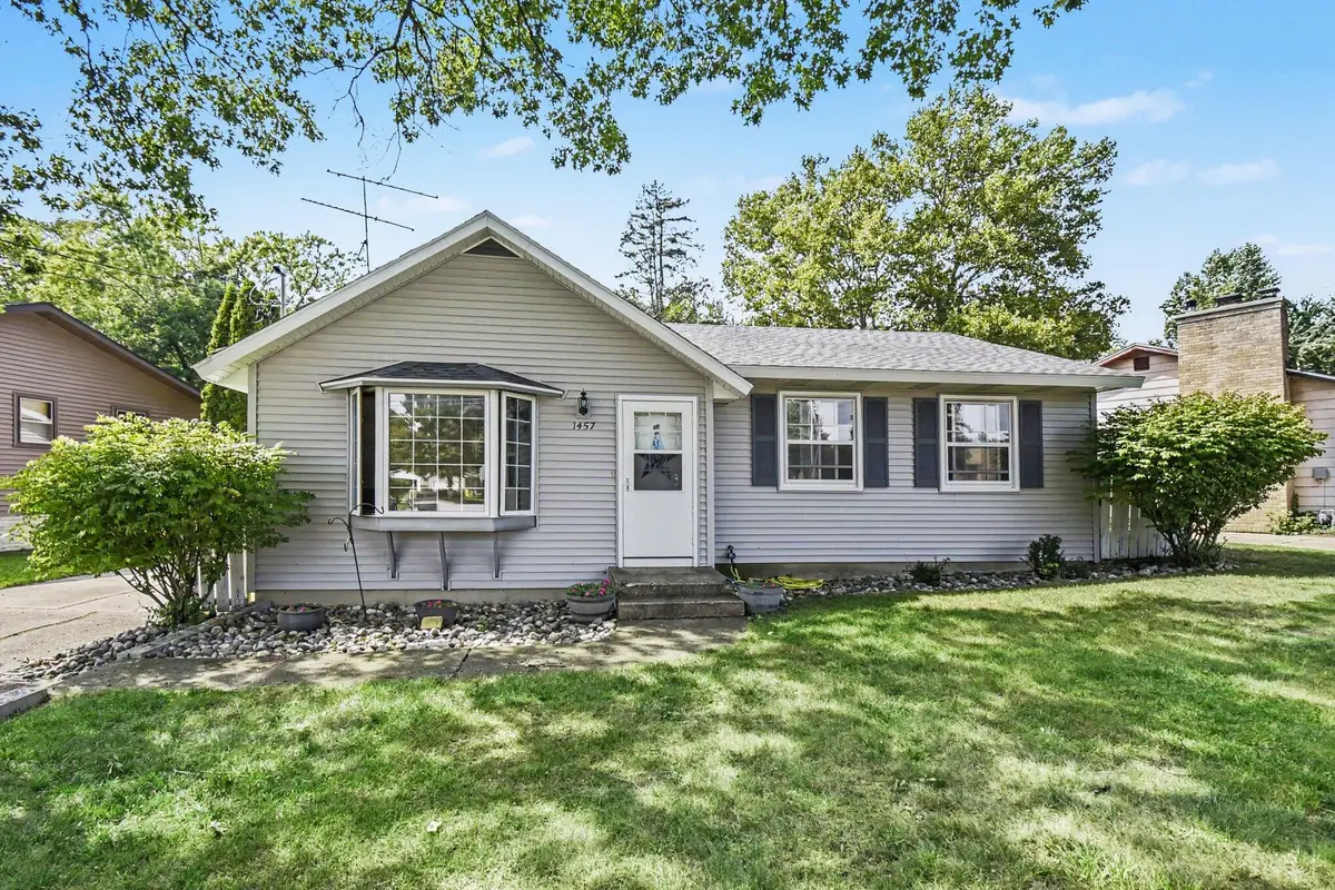 1457 Laughlin Drive NW, Grand Rapids, MI 49504 - #1