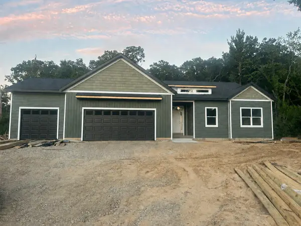 6226 English Avenue NE, ComstockPark, MI 49321
