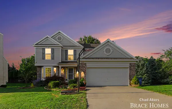 2022 Friesian Court NE, GrandRapids, MI 49505