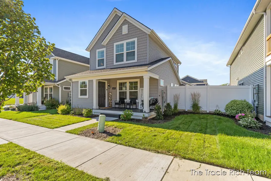 6670 Promenade Street NE, Rockford, MI 49341 - #2