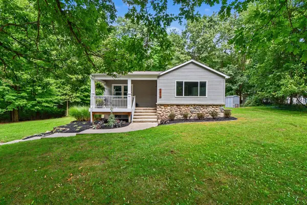 7911 68th Street SE, Alto, MI 49302