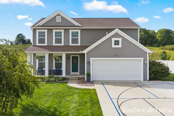 836 Wild Flower Court, Wayland, MI 49348