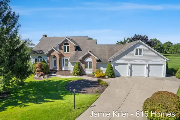 7105 Placid Pointe Court SE, Caledonia, MI 49316