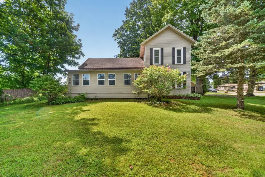 806 Jordan Lake Street, Lake Odessa, MI 48849 - #2