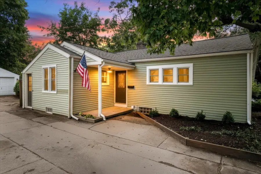 1034 Griswold Street SE, Grand Rapids, MI 49507 - #2