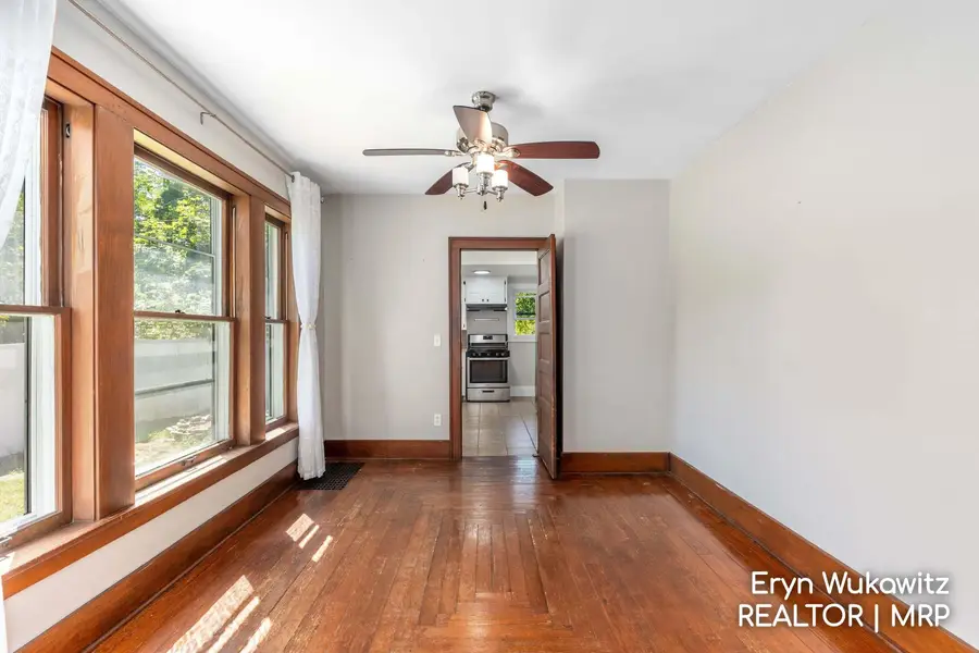 317 W Montcalm Street, Greenville, MI 48838 - #3