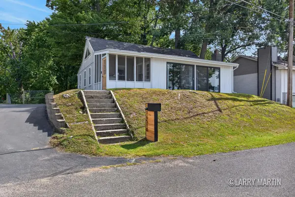 16510 Bass Lake Avenue NE, Gowen, MI 49326