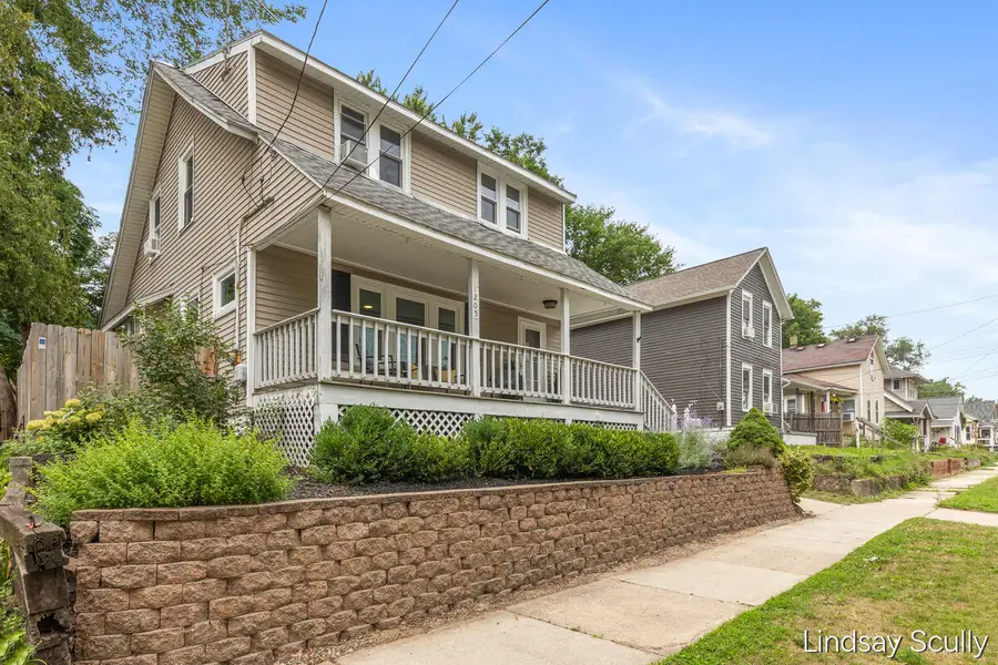 1205 Valley Avenue NW, Grand Rapids, MI 49504 - #3