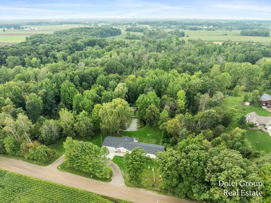 2055 S Peters Road, Casnovia, MI 49318 - #2