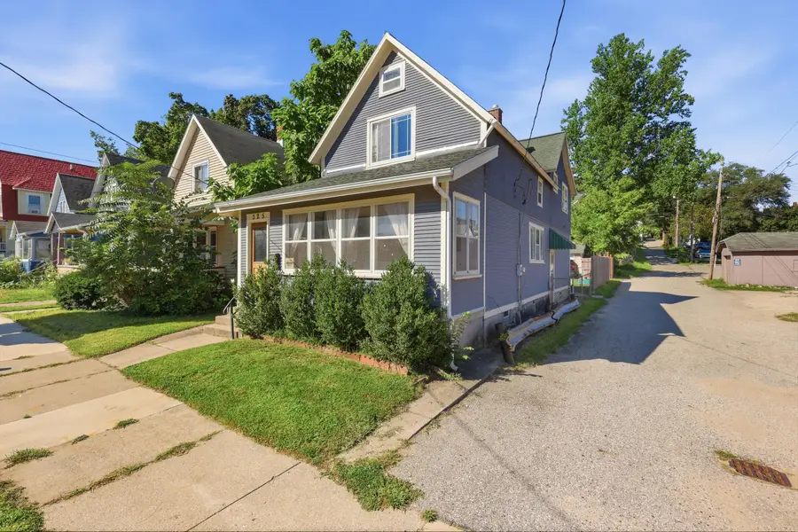 325 Grand Avenue NE, Grand Rapids, MI 49503 - #2