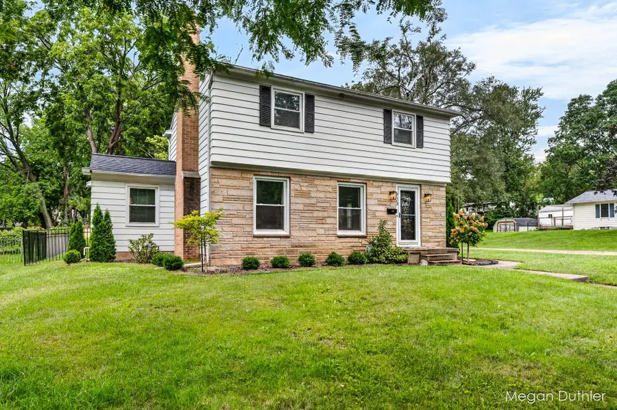 723 Maridell Avenue NW, Grand Rapids, MI 49504 - #3