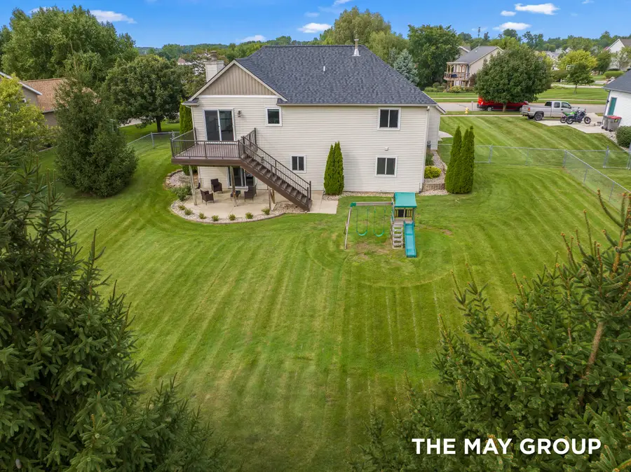 2021 Orchard Ridge Drive NW, Walker, MI 49534 - #2