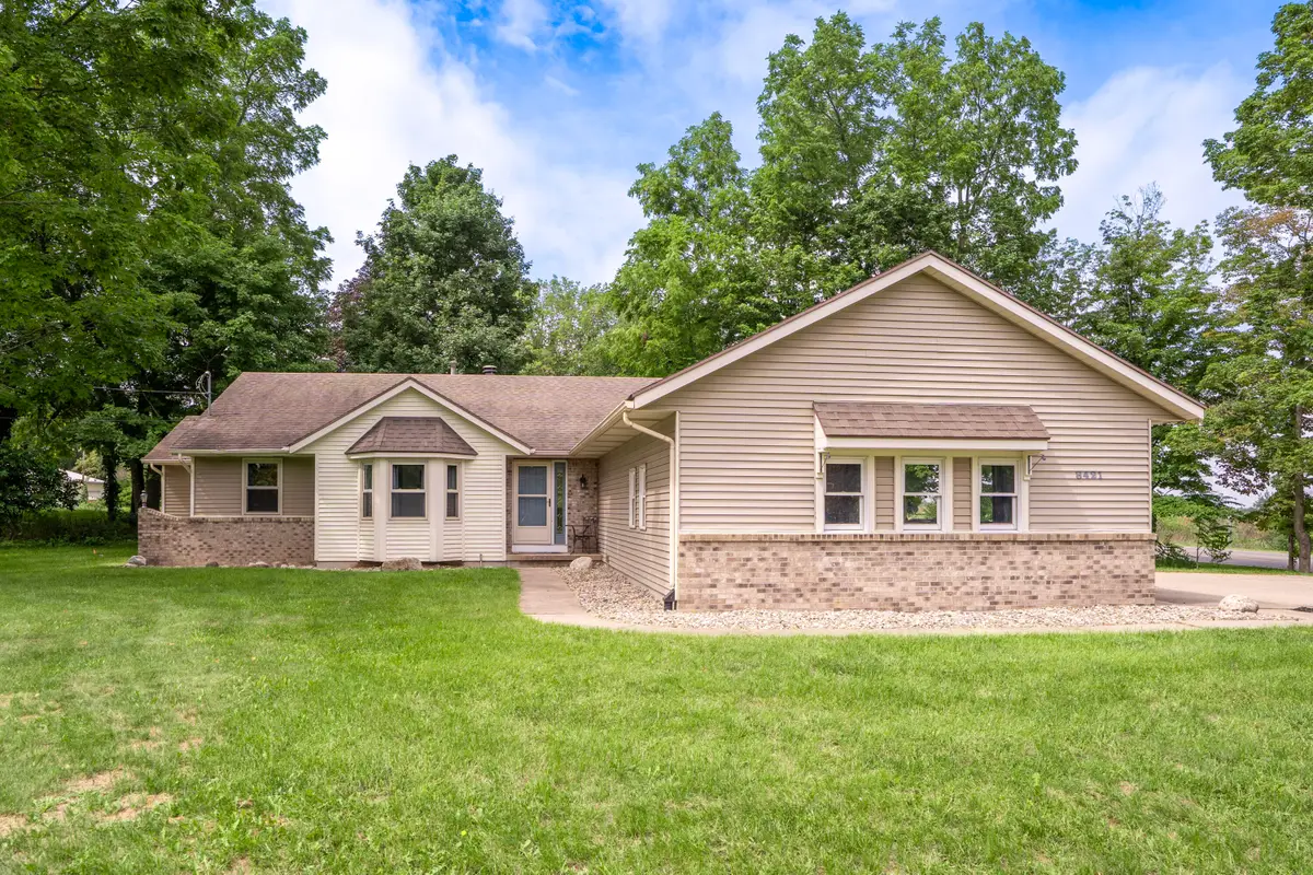 8421 Trail Blazer Drive SE, Gaines, MI 49315 - #1