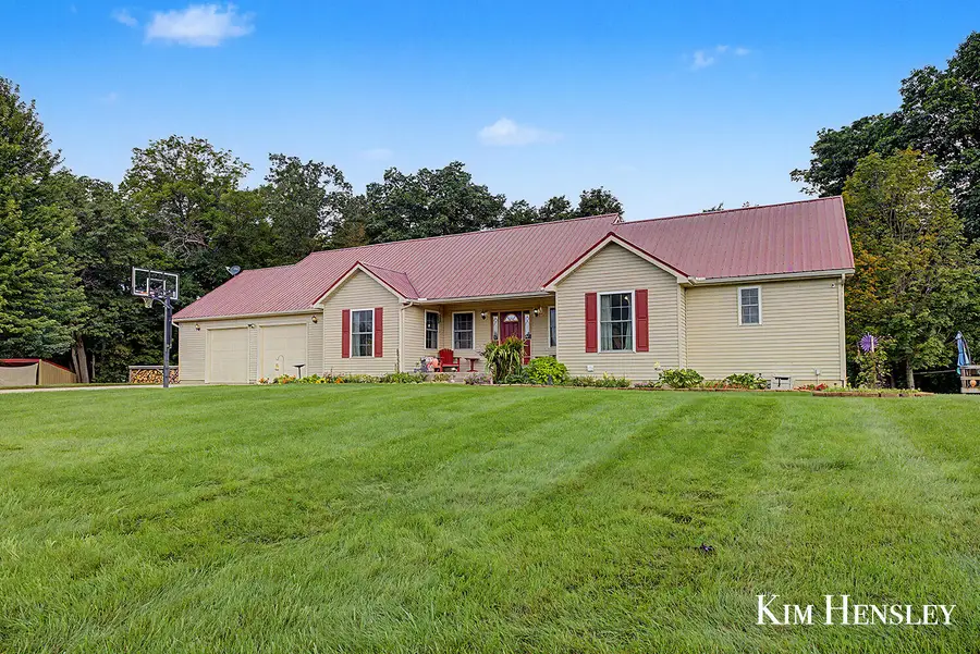 9177 W 112th Street Unit: A & B, Bridgeton, MI 49457 - #2