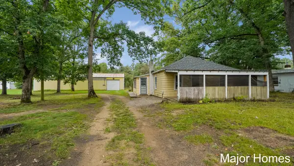 23032 Almy Road, HowardCity, MI 49329