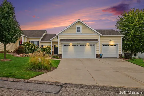 6091 Gleneagle Highlands Drive, Hudsonville, MI 49426