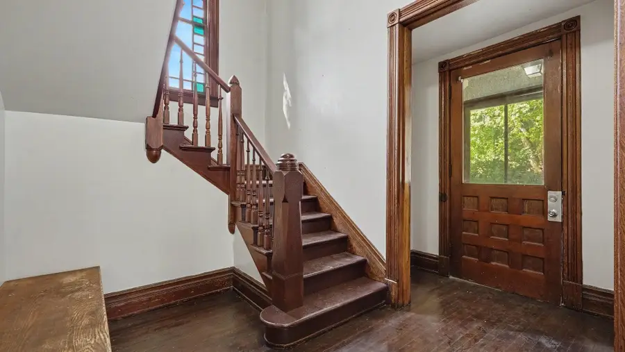 908 Mckinley Street, Bay City, MI 48708 - #3