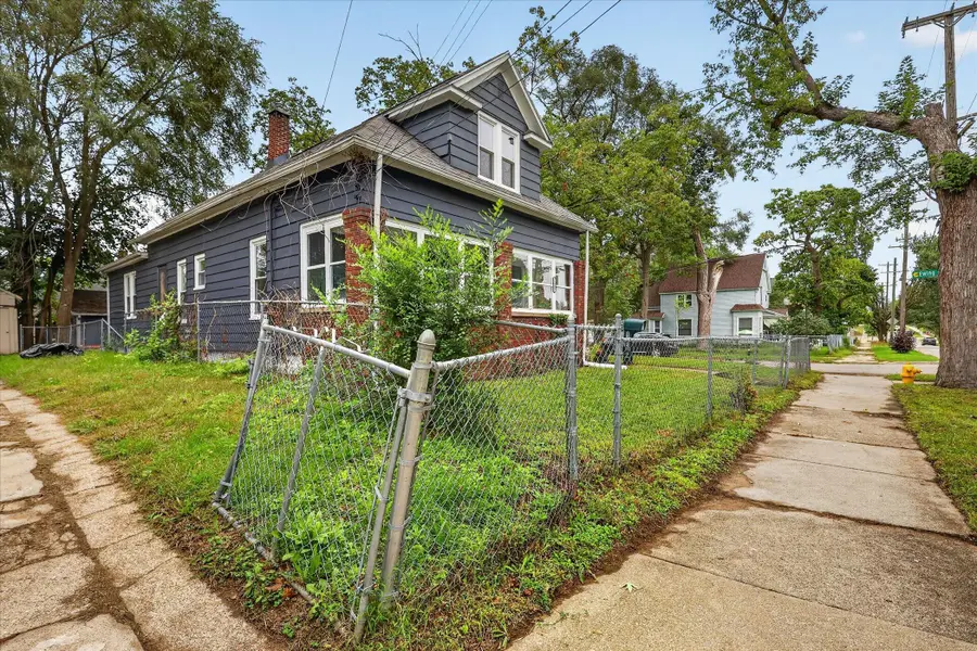 1009 Adams Street SE, Grand Rapids, MI 49507 - #2