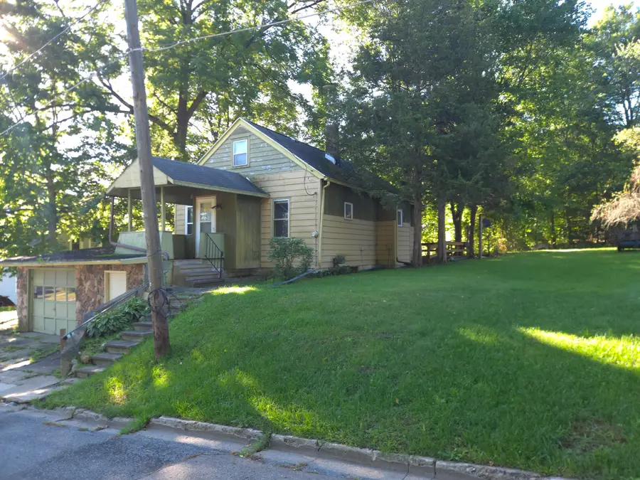 120 E Blair Street, Hastings, MI 49058 - #2