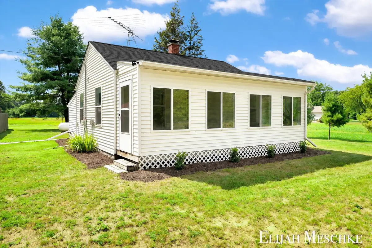 16217 130th Avenue, Nunica, MI 49448 - #1