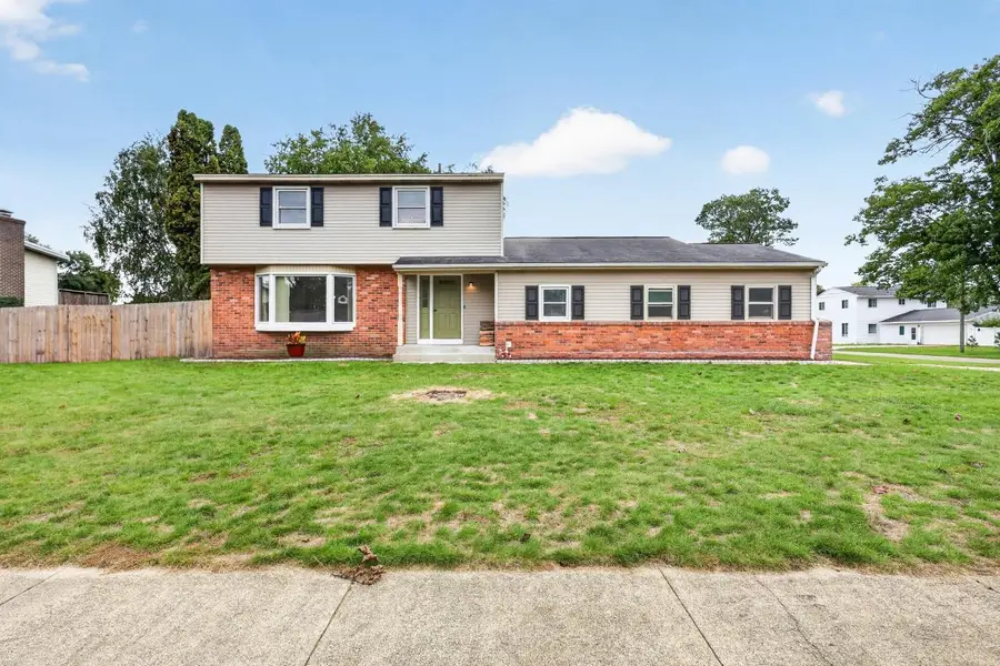 2089 Southwood Avenue, Norton Shores, MI 49441 - #2