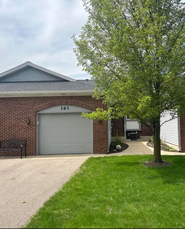 161 Laurelwood Court SW Unit: 98, GrandRapids, MI 49548