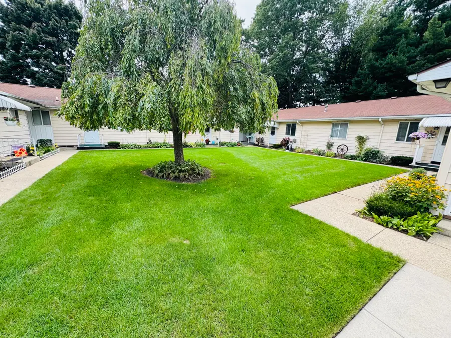 5831 Leisure South Drive SE Building: 21, Kentwood, MI 49548 - #3