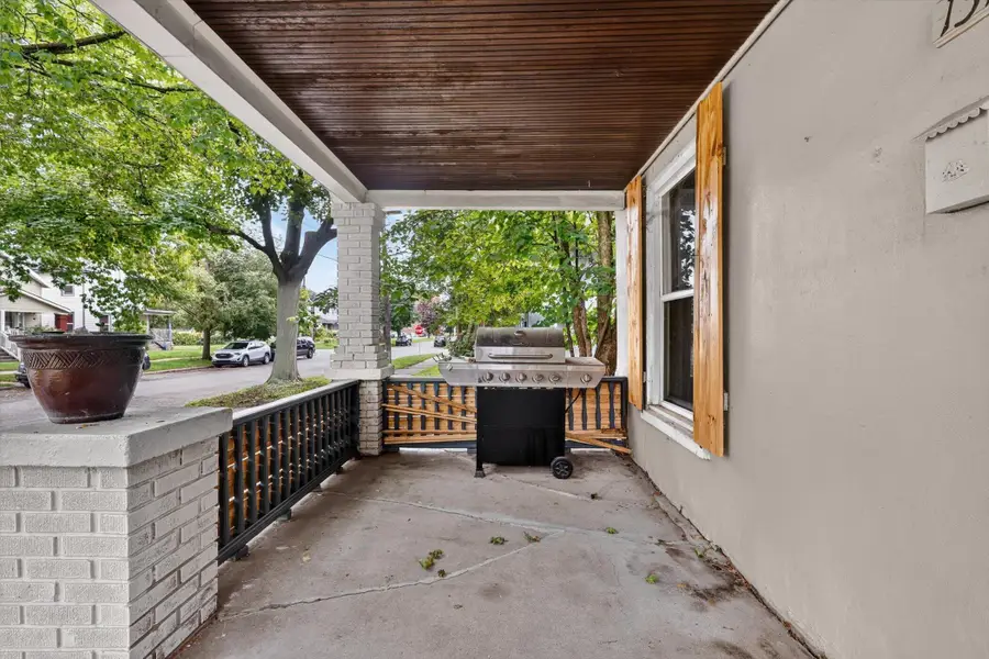 1313 Davis Avenue NW, Grand Rapids, MI 49504 - #3