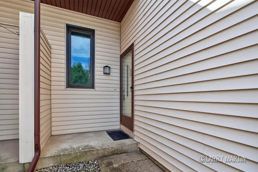 2752 Stonebluff Drive SW Building: 0 Unit: 99, Wyoming, MI 49519 - #3