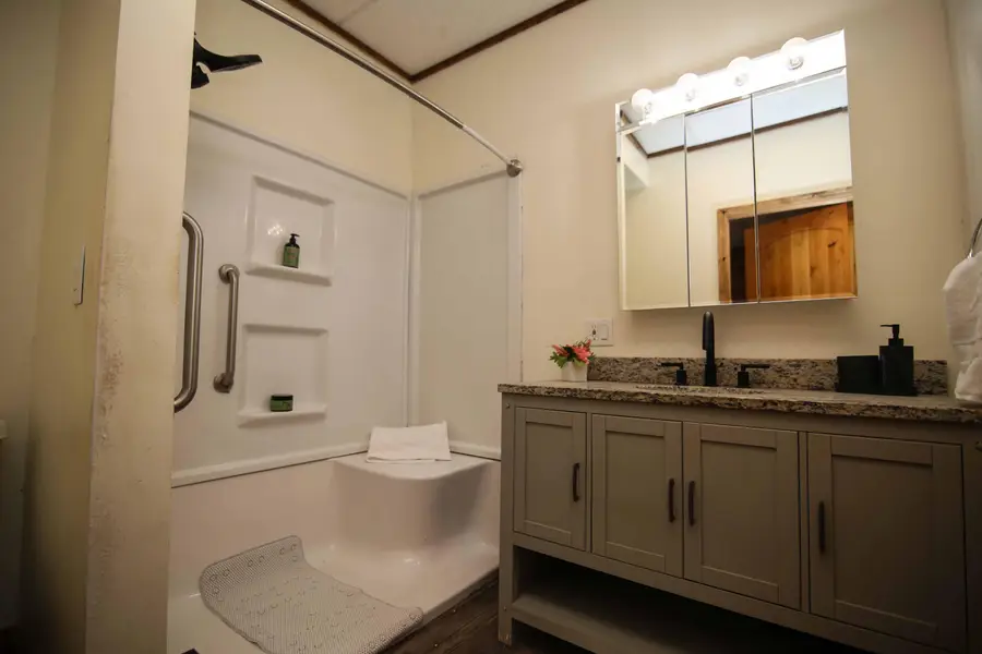 200 S Kalamazoo Street, White Pigeon, MI 49099 - #3
