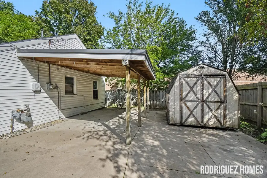 8242 Freeland Avenue SW, Byron, MI 49315 - #2