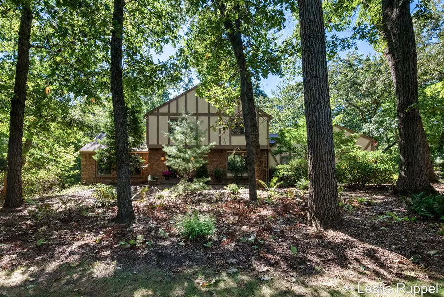 1700 Mont Rue Drive SE, Forest Hills, MI 49546 - #3