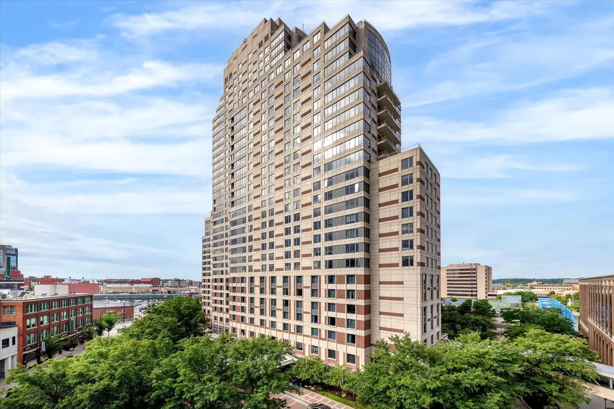 103 Campau Circle NW Unit: 1911, Grand Rapids, MI 49503 - #1