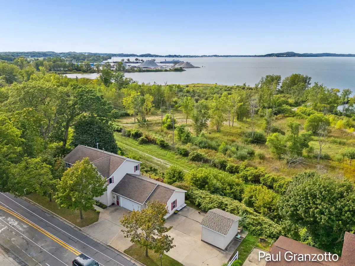 1524 Lakeshore Drive, Muskegon, MI 49441 - #1