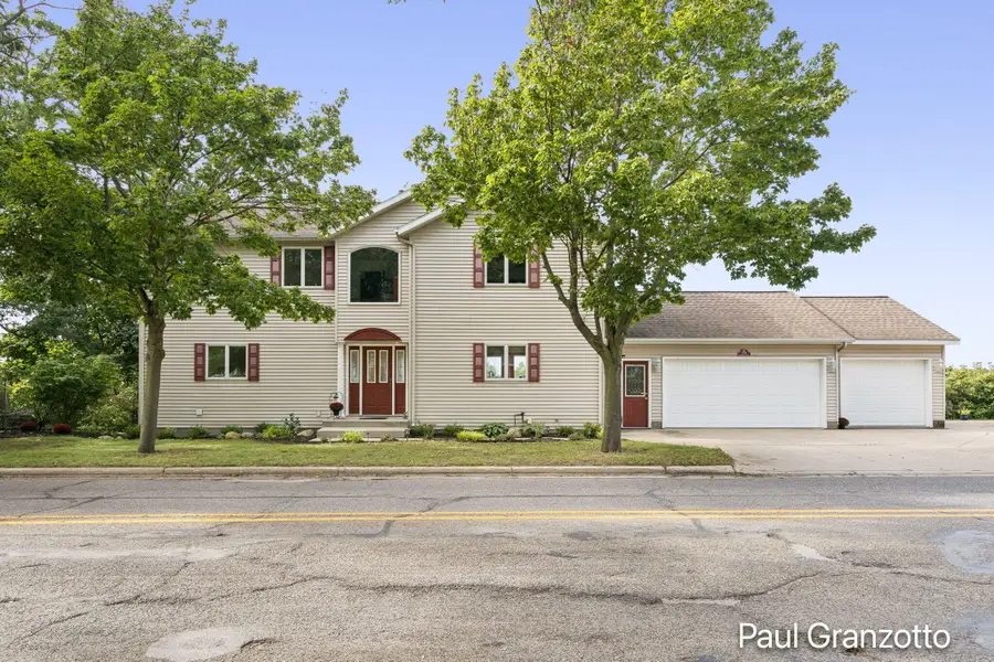 1524 Lakeshore Drive, Muskegon, MI 49441 - #2