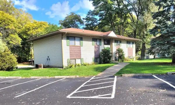 820 Carrier Creek Boulevard NE, GrandRapids, MI 49503
