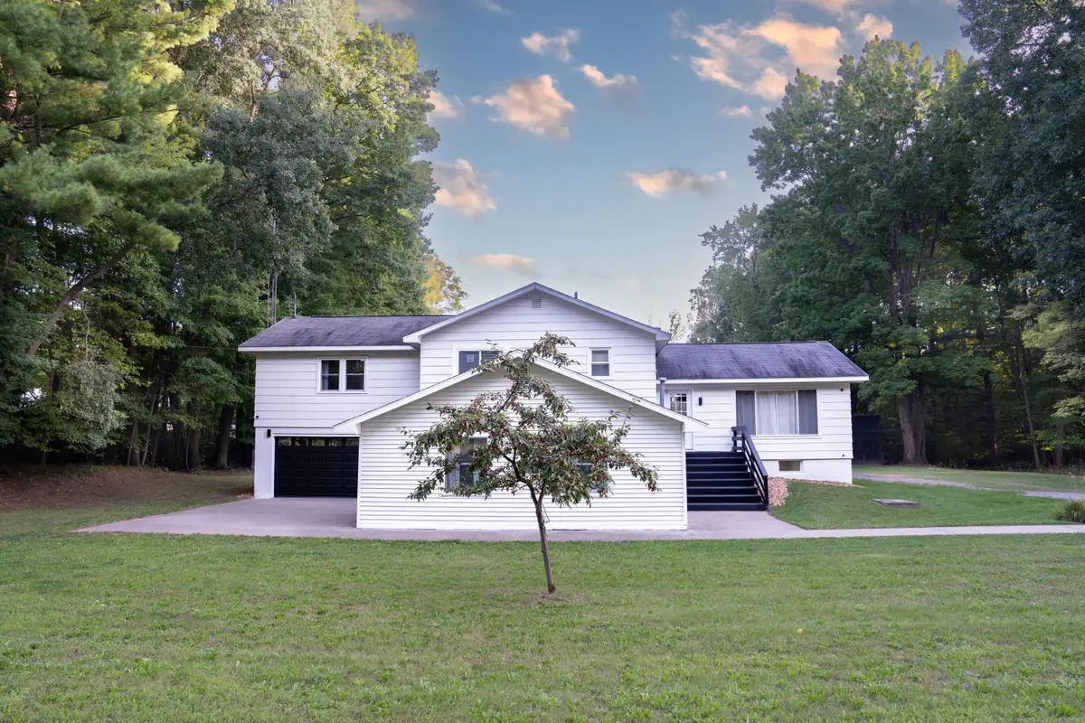 1859 W Hansen Road, Scottville, MI 49454 - #1