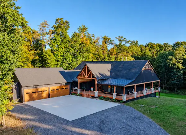 4390 22 Mile Road NW, KentCity, MI 49330