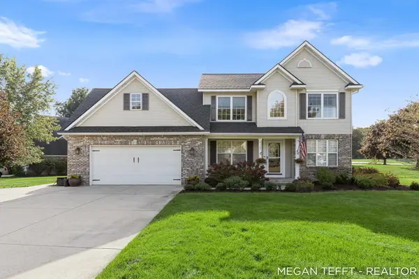 9107 Lady Lauren Drive NE, Rockford, MI 49341