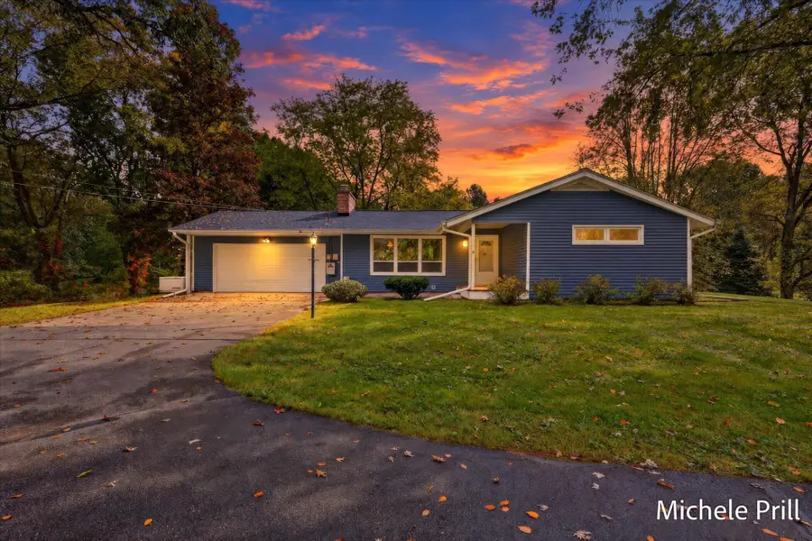 8210 Mccords Avenue SE, Alto, MI 49302 - #3