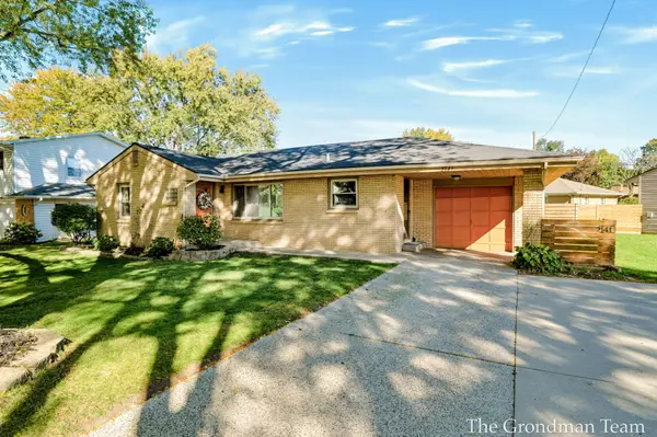 2141 Apple Avenue NW, GrandRapids, MI 49504