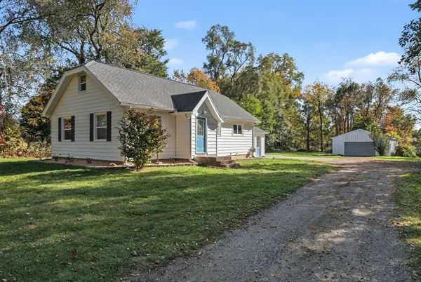9560 Bailey Drive NE, Ada, MI 49301