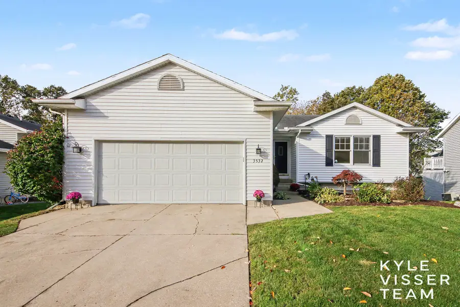 3532 Breezewood Drive SE, Kentwood, MI 49512 - #2
